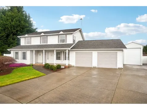1562 Floral Court Longview WA 98632