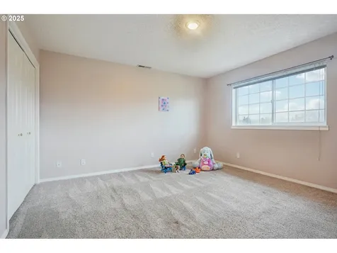 1562 Floral Court Longview WA 98632