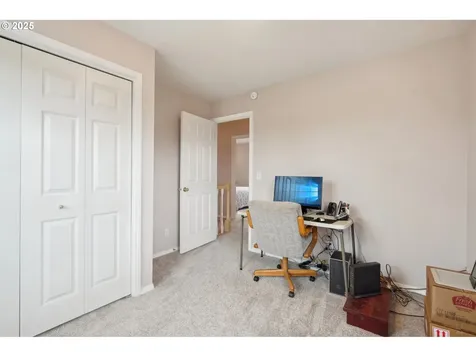 1562 Floral Court Longview WA 98632