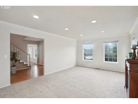 1562 Floral Court Longview WA 98632