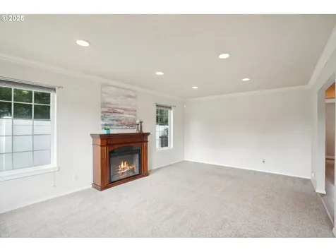 1562 Floral Court Longview WA 98632