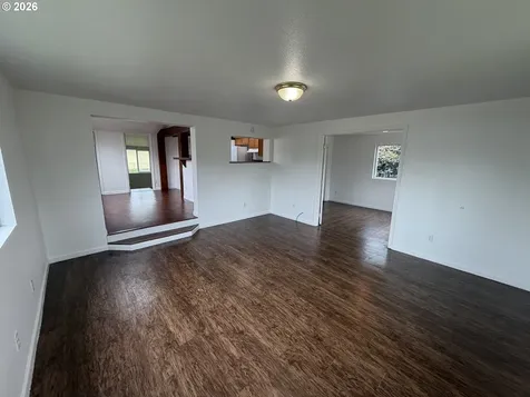 150 S 5th Street Lakeside OR 97449
