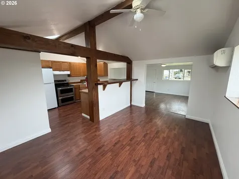 150 S 5th Street Lakeside OR 97449
