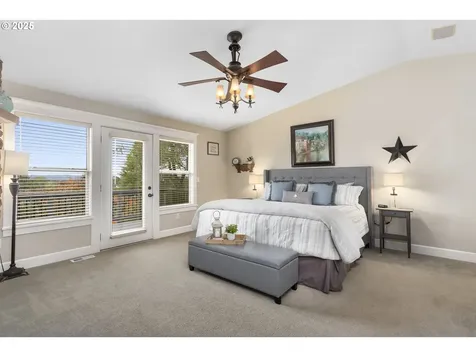 4300 Orchard Way Lake Oswego OR 97035