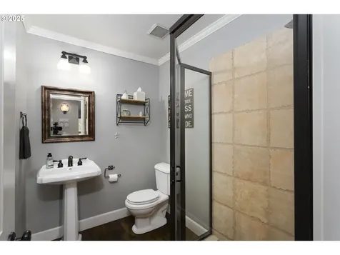 4300 Orchard Way Lake Oswego OR 97035