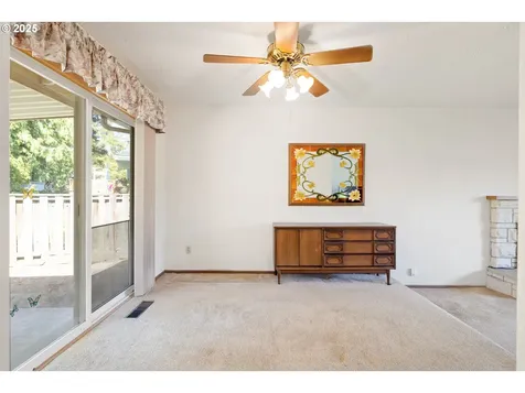 851 SE 137th Avenue Portland OR 97233