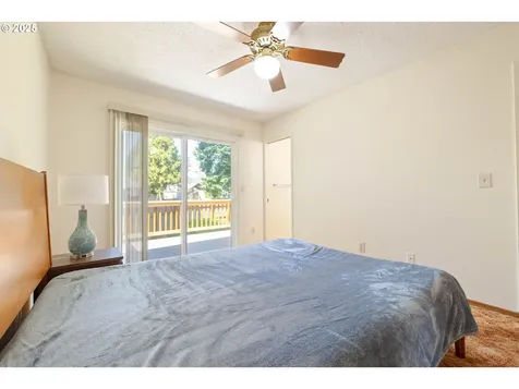 851 SE 137th Avenue Portland OR 97233