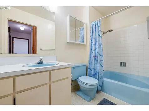 851 SE 137th Avenue Portland OR 97233