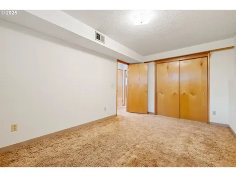 851 SE 137th Avenue Portland OR 97233