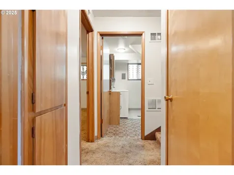 851 SE 137th Avenue Portland OR 97233