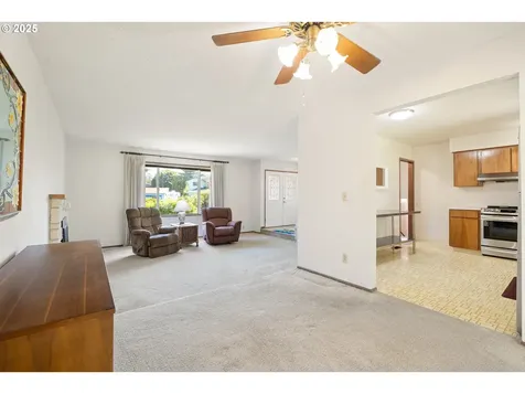 851 SE 137th Avenue Portland OR 97233