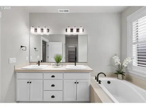 4119 SE 17th Avenue Brush Prairie WA 98606
