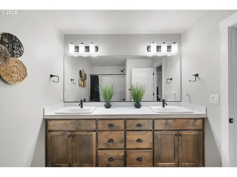 4119 SE 17th Avenue Brush Prairie WA 98606