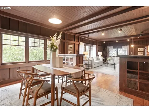 2262 Birch Lane Eugene OR 97403