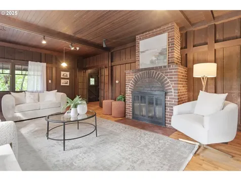 2262 Birch Lane Eugene OR 97403
