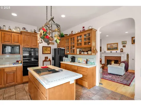 83485 Clear Lake Road Florence OR 97439