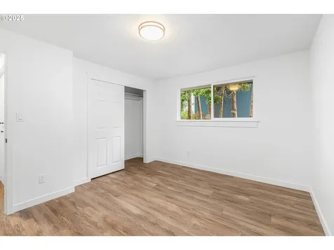 10215 NW 24th Avenue Vancouver WA 98685