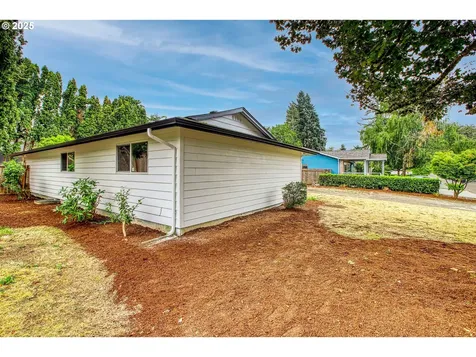 10215 NW 24th Avenue Vancouver WA 98685