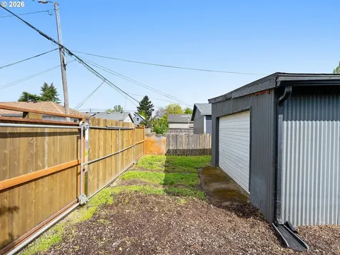 3543 SE 64th Avenue Portland OR 97206