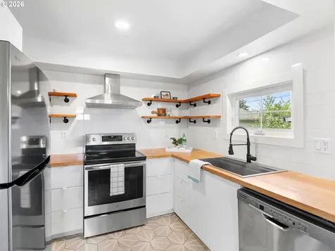 3543 SE 64th Avenue Portland OR 97206