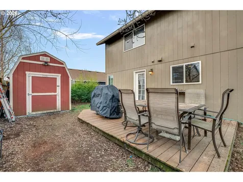 682 SE 70th Court Hillsboro OR 97123