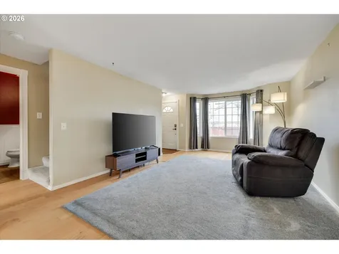 682 SE 70th Court Hillsboro OR 97123