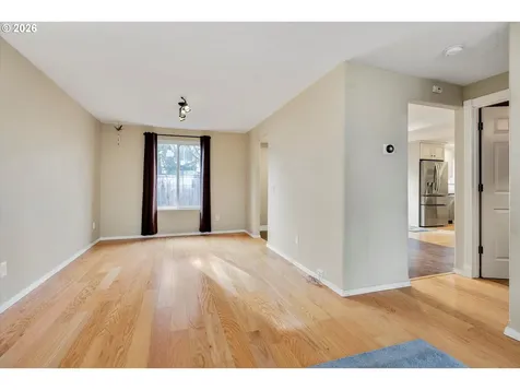 682 SE 70th Court Hillsboro OR 97123