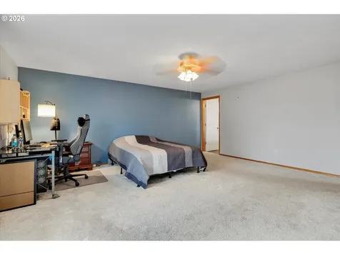 682 SE 70th Court Hillsboro OR 97123