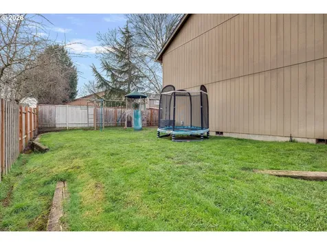 682 SE 70th Court Hillsboro OR 97123