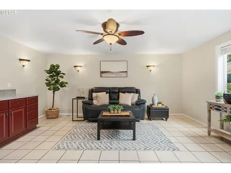 2313 N Heron Drive Ridgefield WA 98642
