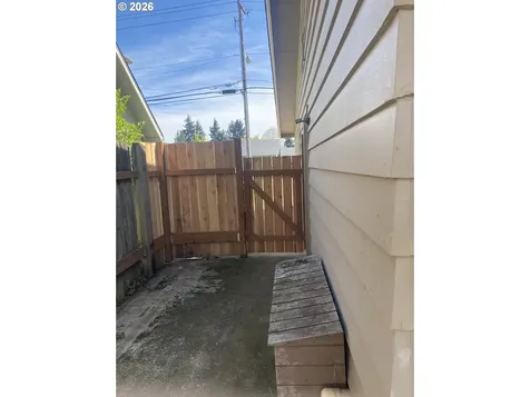 4130 Scenic Drive Eugene OR 97404