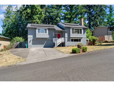 12245 SE Quietwoods Street Happy Valley OR 97086