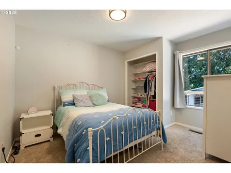 12245 SE Quietwoods Street Happy Valley OR 97086