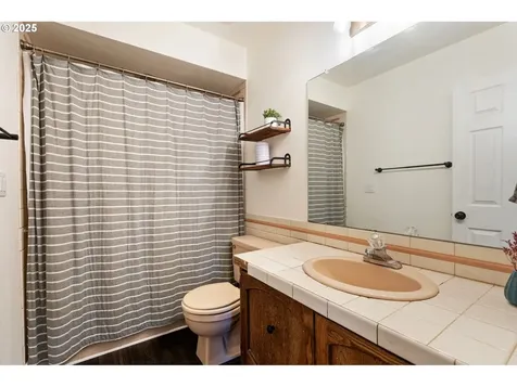 12245 SE Quietwoods Street Happy Valley OR 97086