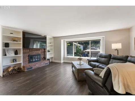 12245 SE Quietwoods Street Happy Valley OR 97086