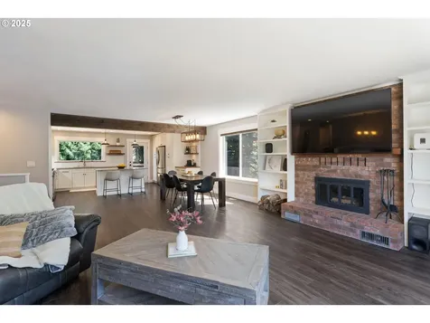 12245 SE Quietwoods Street Happy Valley OR 97086