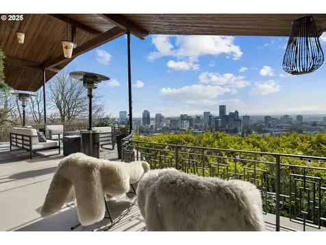 1636 SW Vista Avenue Portland OR 97201