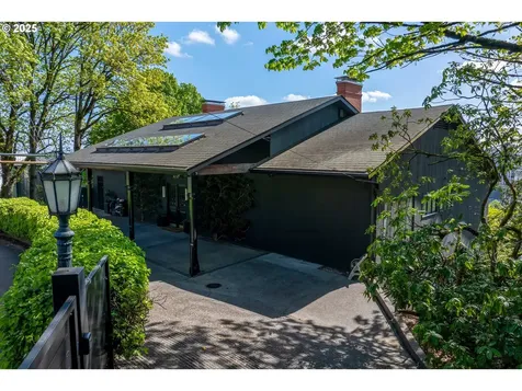 1636 SW Vista Avenue Portland OR 97201