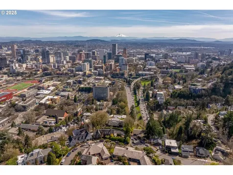 1636 SW Vista Avenue Portland OR 97201