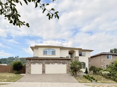 13526 SE Ellen Drive Clackamas OR 97015