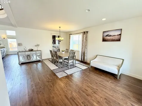 13526 SE Ellen Drive Clackamas OR 97015