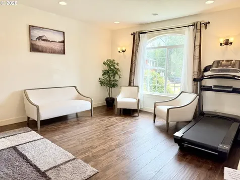 13526 SE Ellen Drive Clackamas OR 97015
