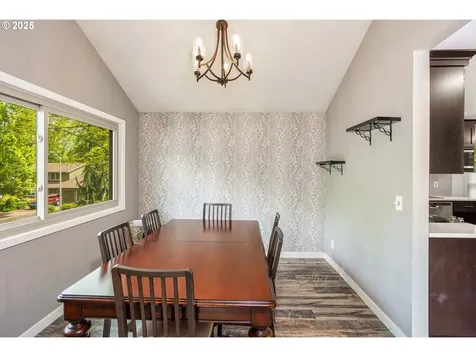 9620 SW Carriage Way Beaverton OR 97008