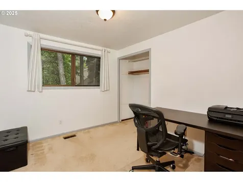 9620 SW Carriage Way Beaverton OR 97008
