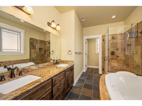 2620 NW Brockway Road Winston OR 97496