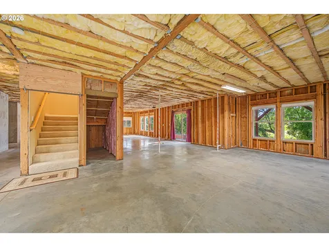 2620 NW Brockway Road Winston OR 97496
