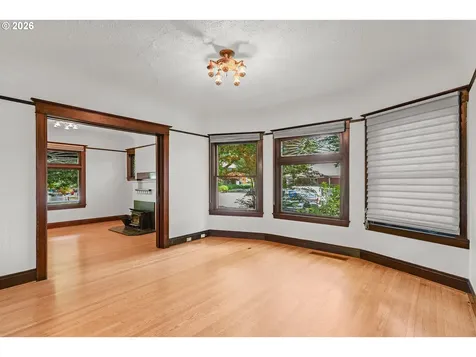 1534 SE Taylor Street Portland OR 97214