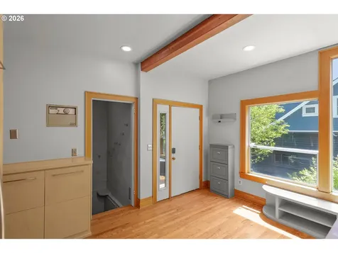 1534 SE Taylor Street Portland OR 97214
