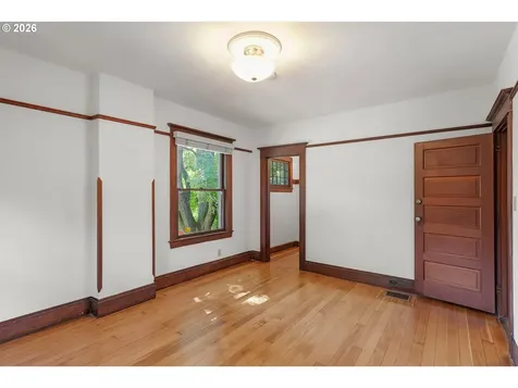 1534 SE Taylor Street Portland OR 97214