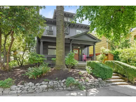 1534 SE Taylor Street Portland OR 97214